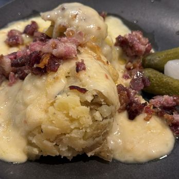 Raclette Factory - Swiss Food Near Me - Zürich, ZH Raclette Factory - Swiss Food Near Me - Zürich, ZH