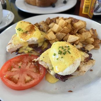 Bea Bea's - Benedict - Coffee & Tea Near Me - Burbank, California Bea Bea's - Benedict - Coffee & Tea Near Me - Burbank, California
