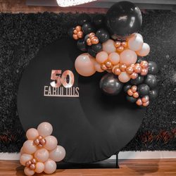 Events On-Site - Minimalistic balloon backdrop