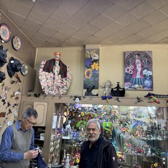 Emporium - A regular customer stopped by - Gift Shops Near Me - Tijuana, BCN