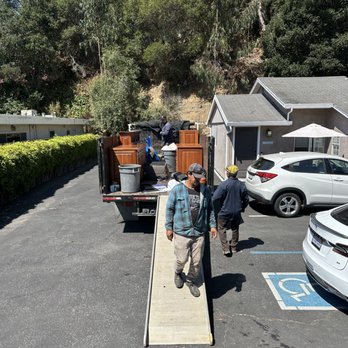 Tamesi Hauling - Junk Removal & Hauling Near Me - Watsonville, California Tamesi Hauling - Junk Removal & Hauling Near Me - Watsonville, California
