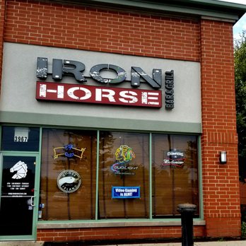 Iron Horse Bar and Grill - the front of the restaurant - Cocktail Bars Near Me - Algonquin, Illinois