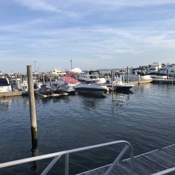 Salt On The Water - New American Near Me - Merrick, New York