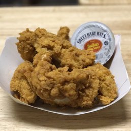 Delicious chicken tenders with the essential buffalo dipping sauce.