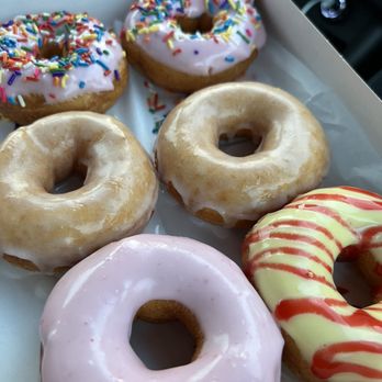 Duck Donuts - Duck Dozen: Strawberry Confetti, Sunrise & Glazed - Donuts Near Me - Daytona Beach, Florida