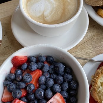 Fratelli Cafe - Fruit Bowl - Coffee & Tea Near Me - Los Angeles, California Fratelli Cafe - Fruit Bowl - Coffee & Tea Near Me - Los Angeles, California