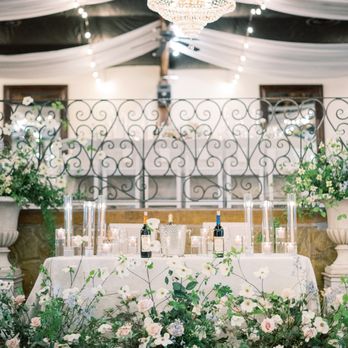 JMK Events - Venue: Viaggio Estate & Winery
Photography: Ether & Smith
Florals: Walnut & Main - Party & Event Planning Near Me JMK Events - Venue: Viaggio Estate & Winery
Photography: Ether & Smith
Florals: Walnut & Main - Party & Event Planning Near Me
