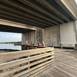 Tiki Taxi And Cruises - Pick up dock