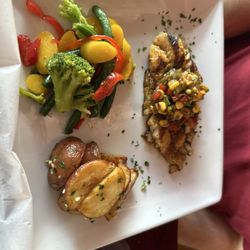 Grapevine Restaurant & Lounge
