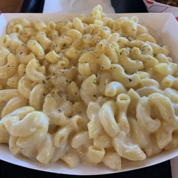 Christina’s Cartel - Mac & cheese - Chicken Wings Near Me - Happy Valley, Oregon