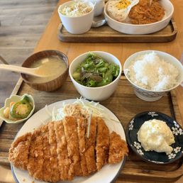 Tonkatsu Don and Tonkatsu Curry Tonkatsu Don and Tonkatsu Curry