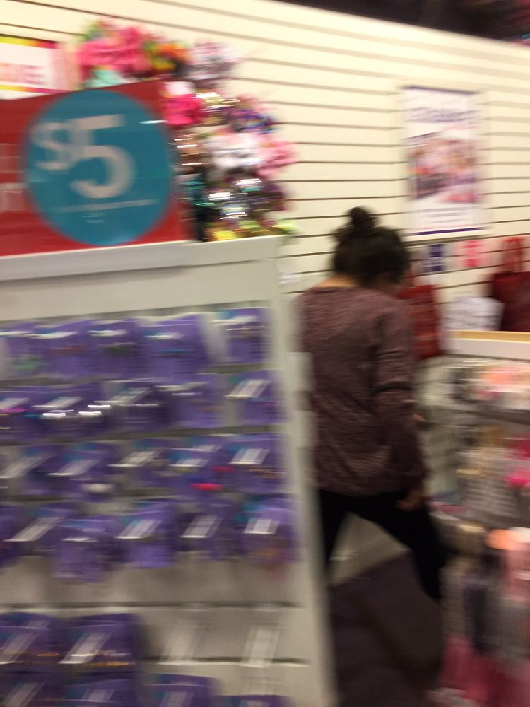 Claire's Logo