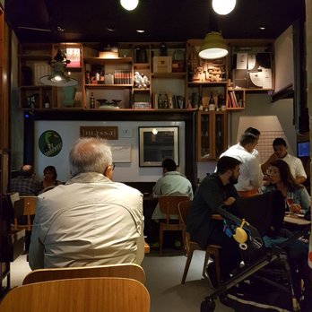 Massa - Salão principal (main sitting room) - Italian Near Me - Rio de Janeiro, RJ Massa - Salão principal (main sitting room) - Italian Near Me - Rio de Janeiro, RJ