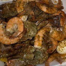 Garlic Style Blue Crabs, Shrimp & egg