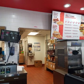 Charleys Cheesesteaks - Un lugar muy limpio - Cheesesteaks Near Me - Kissimmee, Florida Charleys Cheesesteaks - Un lugar muy limpio - Cheesesteaks Near Me - Kissimmee, Florida