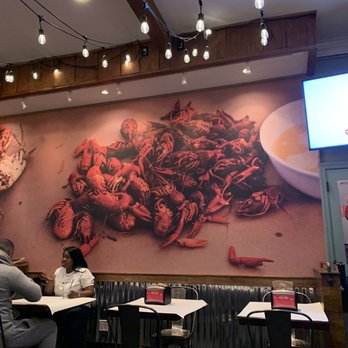 Cap't Loui - Inside - Cajun/Creole Near Me - Brooklyn, New York
