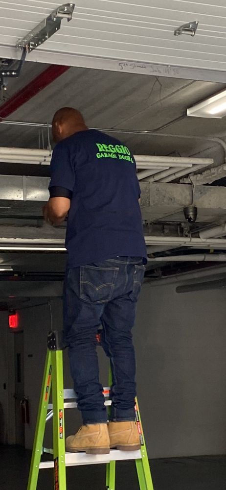 Reggio Garage Door - Garage Door Contractor in Brooklyn, NY