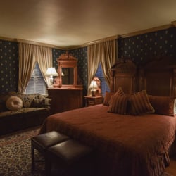 Cameron Estate Inn
