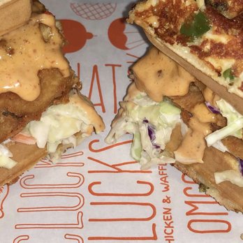 Cluck Clucks - Chicken Shop Near Me - Toronto, Ontario