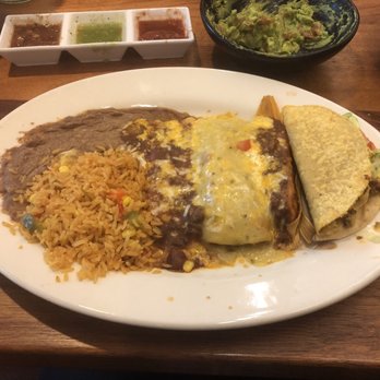 Abuelo's Mexican Restaurant - Juarez (Crispy beef taco, tamale, sour cream chicken enchilada and cheese enchilada) - Mexican Near Me - Lakeland, Florida
