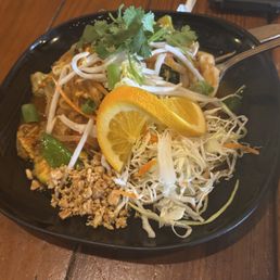 Pad Thai w/ Vegetables Pad Thai w/ Vegetables