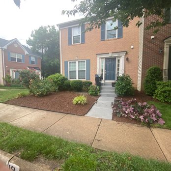 EP Mowing and Landscaping - Wish I had a before photo but just imagine an over-grown jungle of a front yard. - Landscaping Near Me - Alexandria, Virginia
