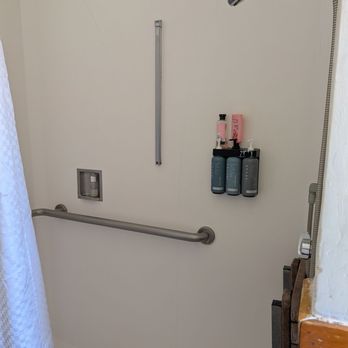 Costanoa - Shower in the bathroom facility (only 1 indoor shower per building) - Hotels Near Me - Pescadero, California Costanoa - Shower in the bathroom facility (only 1 indoor shower per building) - Hotels Near Me - Pescadero, California