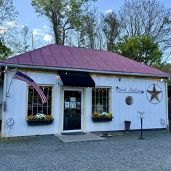 Stony Point Market - Front of store