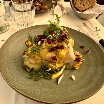 Bistro Volnay - Cod with bok choy - French Near Me - Paris, 75