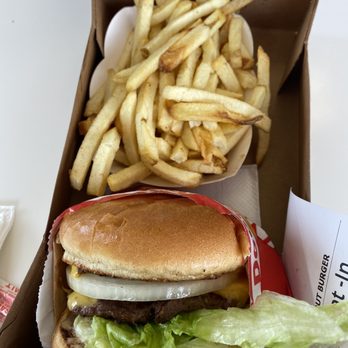 In-N-Out Burger - Burgers Near Me - Fort Worth, Texas