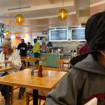 Marigold Kitchen - Ambiance - Breakfast & Brunch Near Me - Madison, Wisconsin