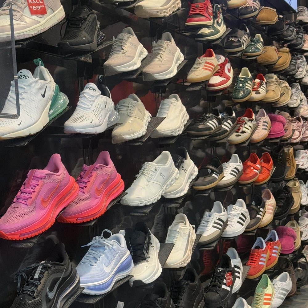 Adidas Store Eastridge Mall, San Jose, CA 95122 - Last Updated