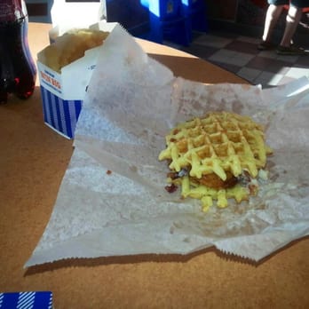 White Castle - Waffle chicken sandwich - Fast Food Near Me - Newark, New Jersey