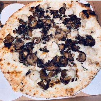 Old Scratch Pizza - Vegan Mushroom Pizza - Pizza Near Me - Dayton, Ohio Old Scratch Pizza - Vegan Mushroom Pizza - Pizza Near Me - Dayton, Ohio