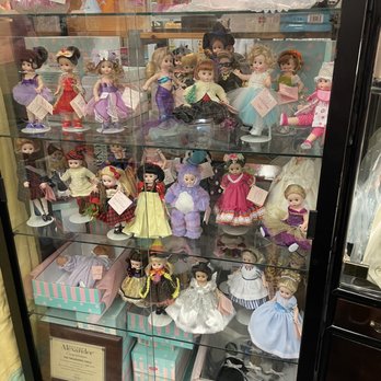 McWhiggin's Wonder Emporium - Madame Alexander - Toy Stores Near Me - Madison, Indiana McWhiggin's Wonder Emporium - Madame Alexander - Toy Stores Near Me - Madison, Indiana
