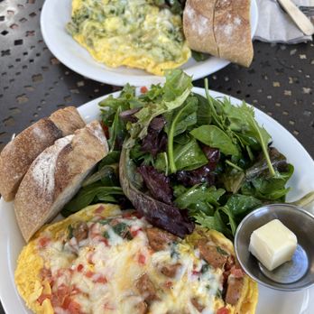 Urth Caffé-Pasadena - The Chicken Pesto Omelet and The Italian Omelet - Cafes Near Me - Pasadena, California Urth Caffé-Pasadena - The Chicken Pesto Omelet and The Italian Omelet - Cafes Near Me - Pasadena, California