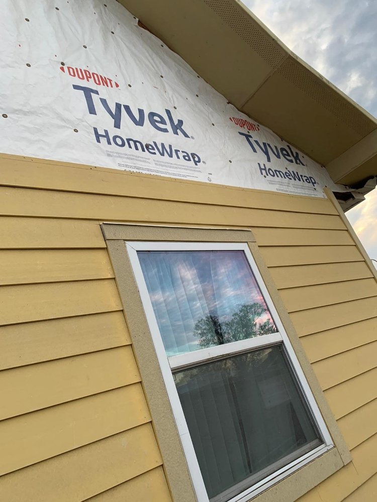 Slide of Pro Roofers MACR