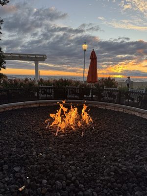 Hotel Breakers by null