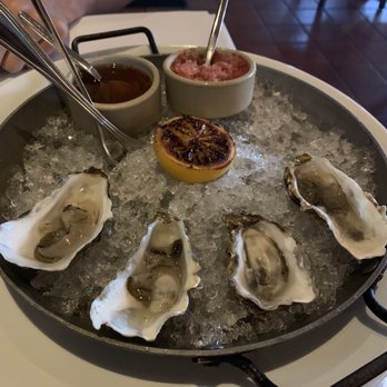 Abrazo - Oysters - Spanish Near Me - San Francisco, California Abrazo - Oysters - Spanish Near Me - San Francisco, California
