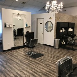Salon Elegance