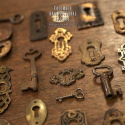 Columbus Architectural Salvage - TONS and tons of antique hardware can be found at CAS.