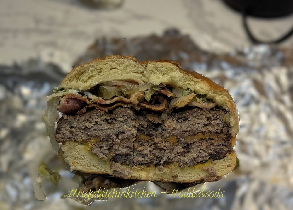 Smokin Pete's Burger Stop Logo