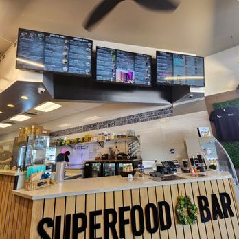 Trū Bowl - Counter and ordering area - Acai Bowls Near Me - Monrovia, California Trū Bowl - Counter and ordering area - Acai Bowls Near Me - Monrovia, California