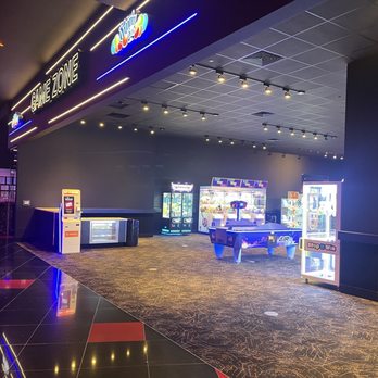 Regal Benders Landing - Game zone - Cinema Near Me - Spring, Texas