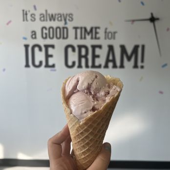 Urban Churn - Carlisle - Ice Cream & Frozen Yogurt Near Me - Carlisle, Pennsylvania Urban Churn - Carlisle - Ice Cream & Frozen Yogurt Near Me - Carlisle, Pennsylvania
