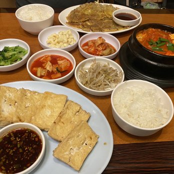 Cho Dang Restaurant - Korean Near Me - Honolulu, Hawaii