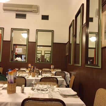 Diana - Interior - Italian Near Me - Bologna, BO