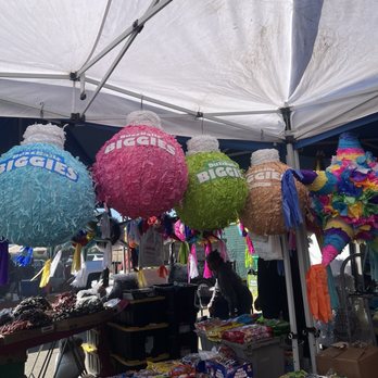 The Galt Flea Market - Piñatas and candy - Flea Markets Near Me - Galt, California The Galt Flea Market - Piñatas and candy - Flea Markets Near Me - Galt, California