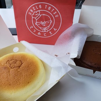 Uncle Tetsu - Original and chocolate cheesecake. - Desserts Near Me - San Mateo, California
