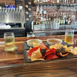 House made salsas and chips, 31 Peach Wild Ohio 8. Oatmeal Blonde Ale